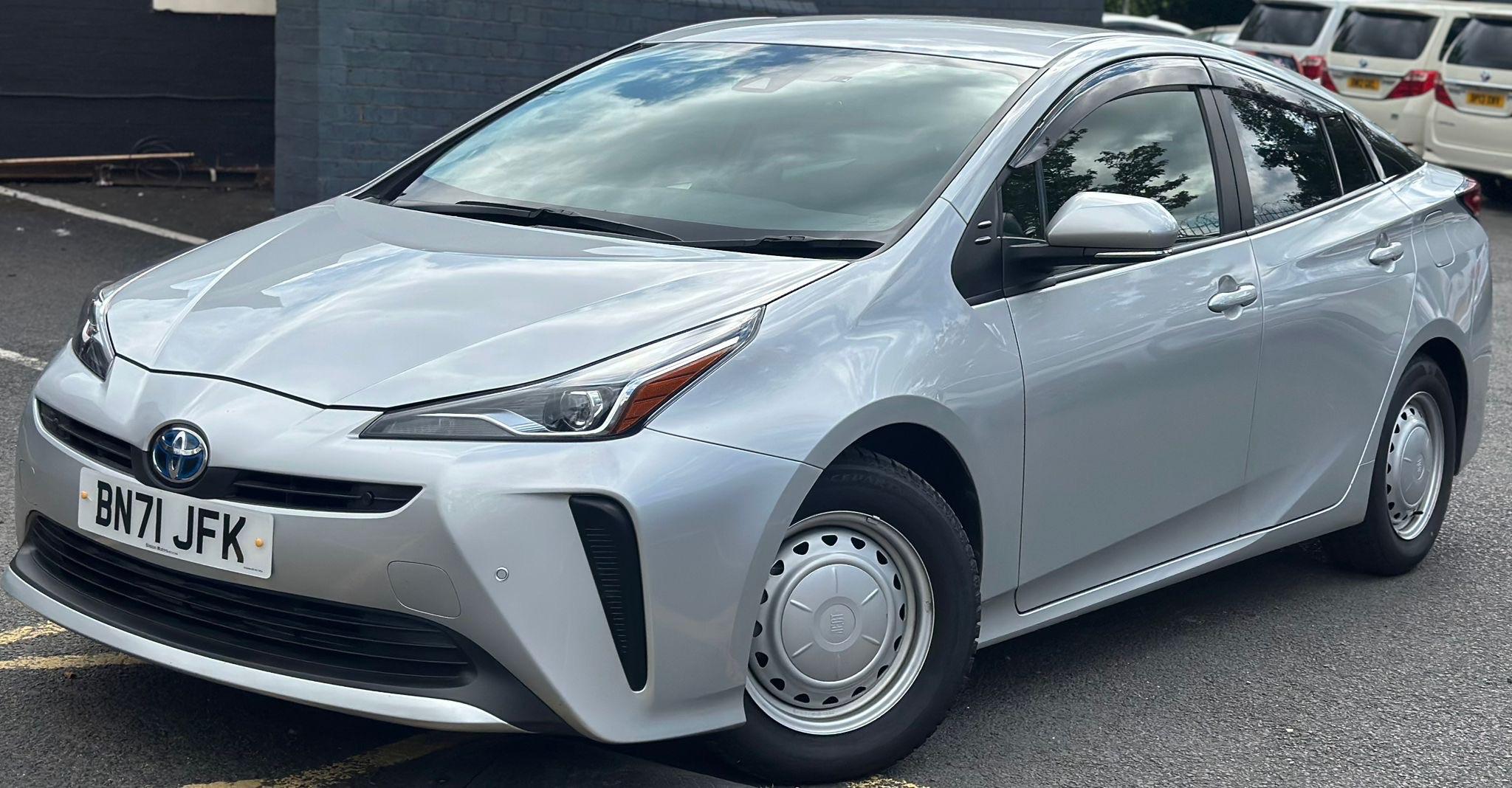 Toyota Prius - 1.8 VVT-h Business Edition CVT Euro 6 (s/s) 5dr - Hatchback (2019 - 2022) Image